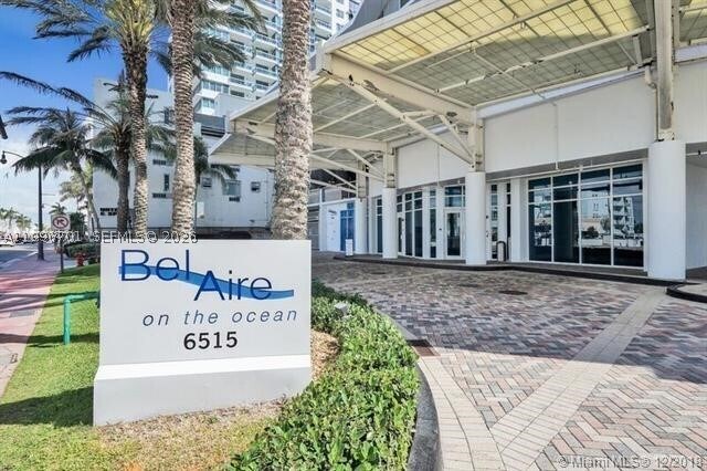 Foto del edificio - 6515 Collins Ave