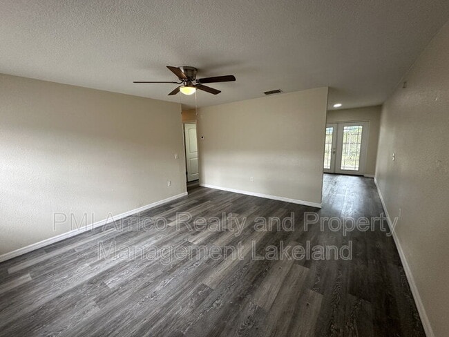 Foto del edificio - 453 Beech Ave