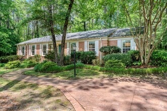 Building Photo - 5921 Garrett Rd