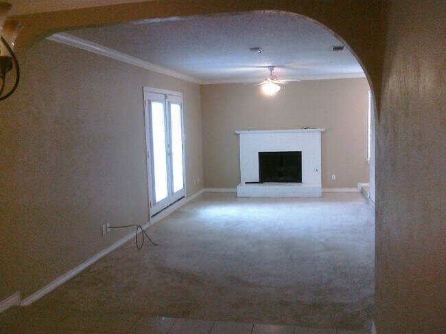 Foto del edificio - 4304 Segura Ct N