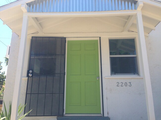 Foto del edificio - 2203 Duvall St