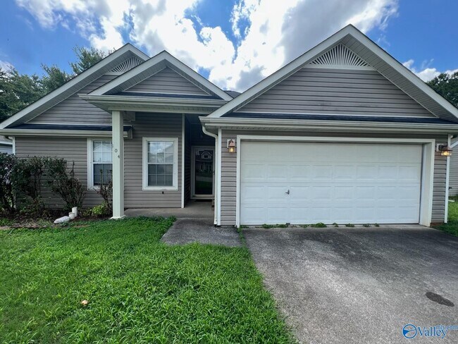 Foto del edificio - 104 Maple Valley Dr