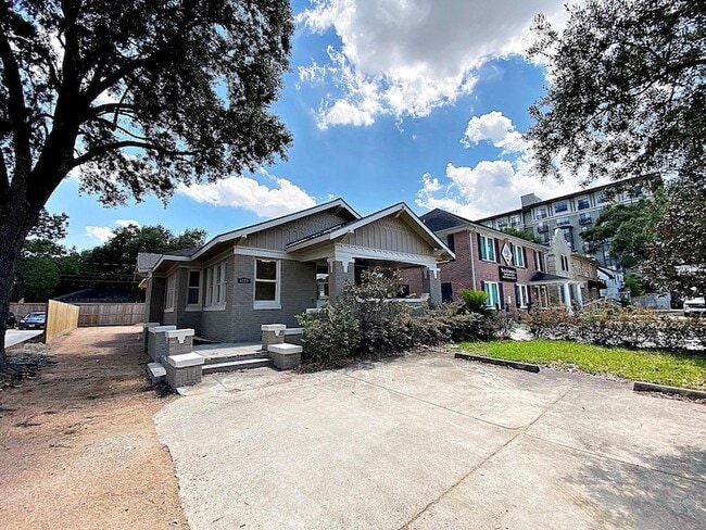 Photo - 1625 W Alabama Street Unit House