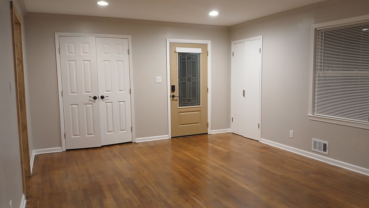Foto principal - 206 Laurel St