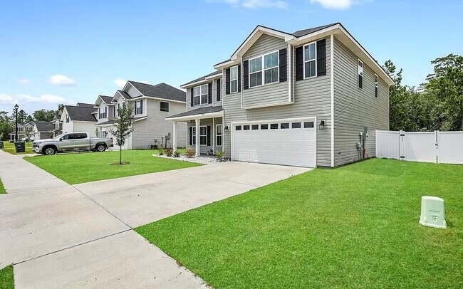 Building Photo - 103 Fridley Ln