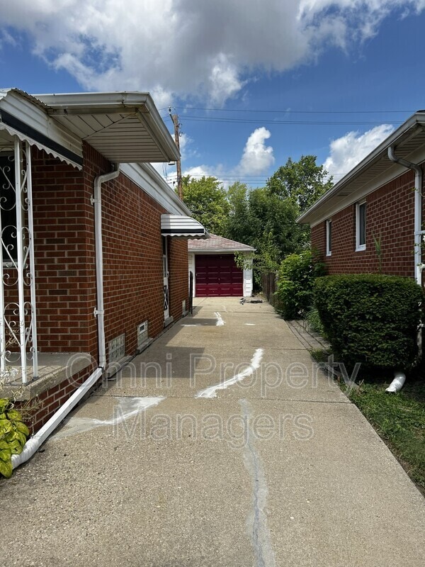 Building Photo - 19431 Stephens Rd