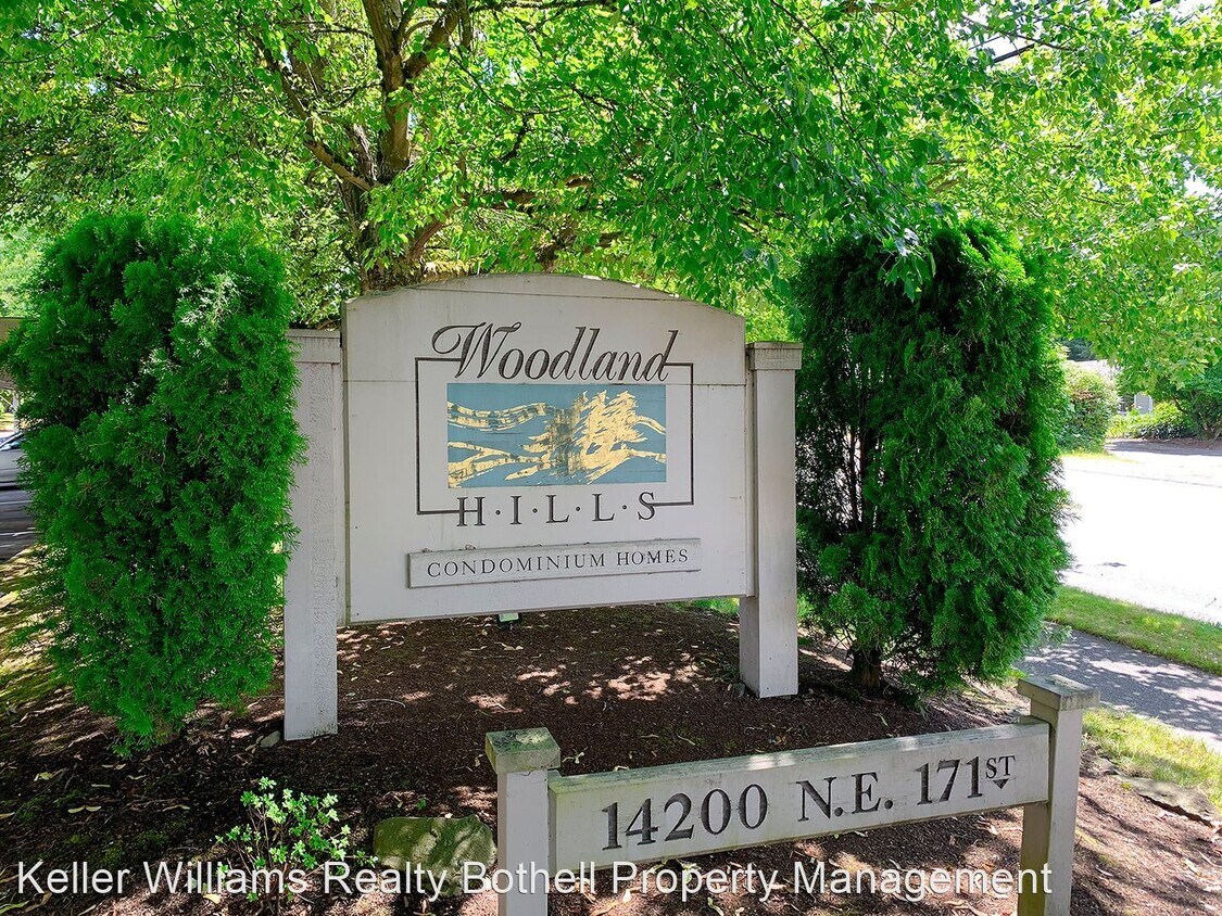 Foto principal - 2 br, 2 bath House - 14200 NE 17th St. Uni...