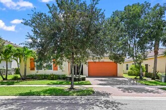Building Photo - 2350 Bellarosa Circle