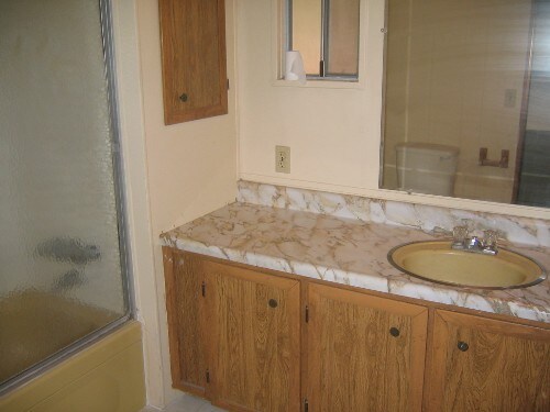Building Photo - 14864 Wood Dr