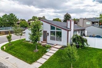 Building Photo - 1792 Sunrise Way
