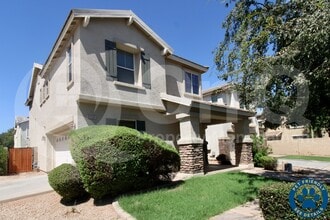 Building Photo - 4256 E Baylor Ln
