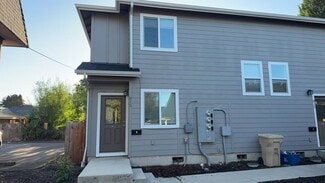 Building Photo - 815 SW 8th St