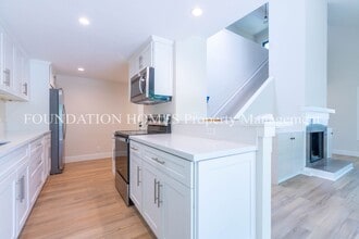 Building Photo - 74 Windstone Dr