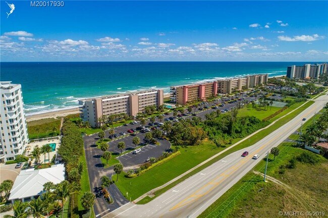 Foto del edificio - 10102 S Ocean Dr