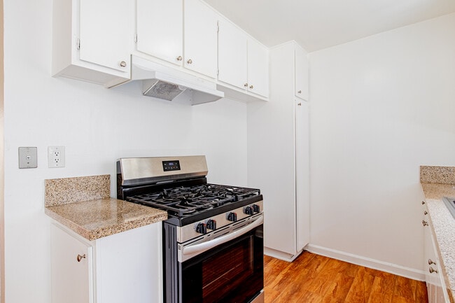 Building Photo - Northgate Apartments