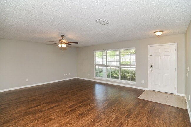 Building Photo - 13434 Ashford Wood Ct E