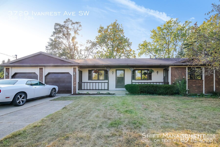 Primary Photo - 3729 Ivanrest Ave SW