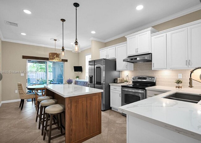 Foto del edificio - 8986 SW 214th Ter