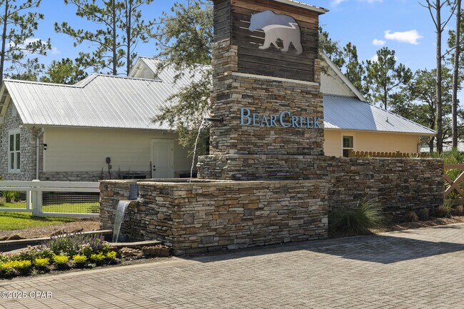 Foto del edificio - 373 Bear Crk Blvd