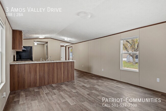 Building Photo - 3 Amos Valley Dr