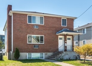 Building Photo - 50 Waltham St