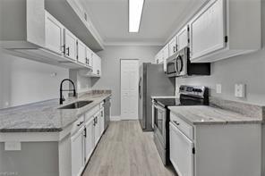 Building Photo - 11521 Villa Grand
