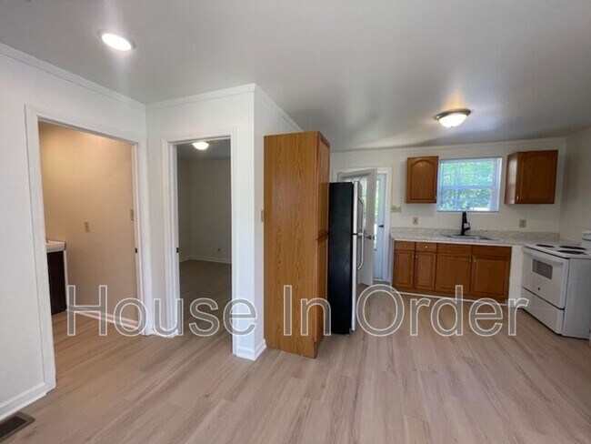 Foto del edificio - 4 Katra Ln