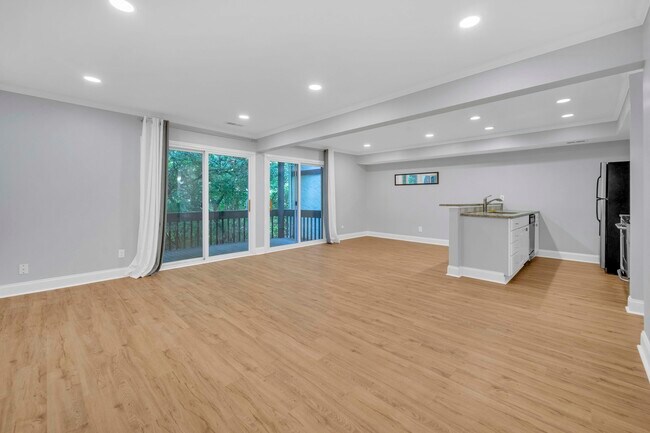 Foto del edificio - 1577 Arlington Ave