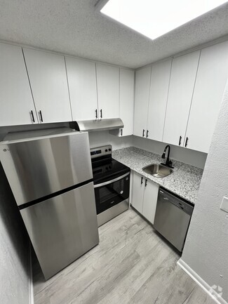 Building Photo - Vista Shores