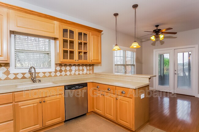 Building Photo - 4502 Stone Park Cir SE