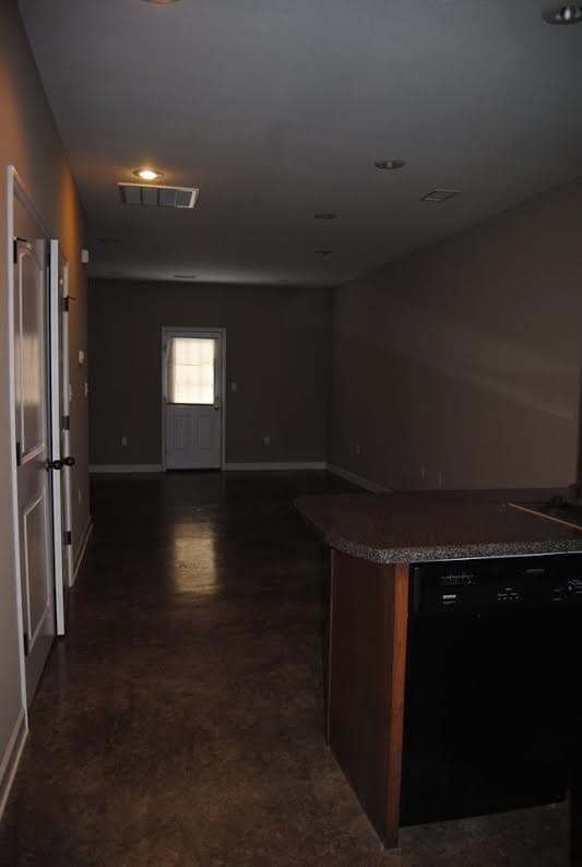 Building Photo - 1622 Latourette Dr