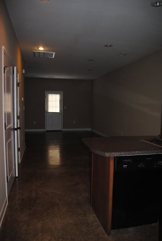Building Photo - 1622 Latourette Dr