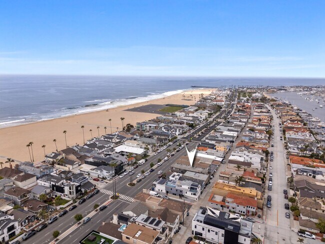 Foto del edificio - 1114 W Balboa Blvd