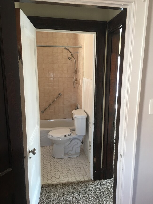 Bathroom - 4115 34th Avenue