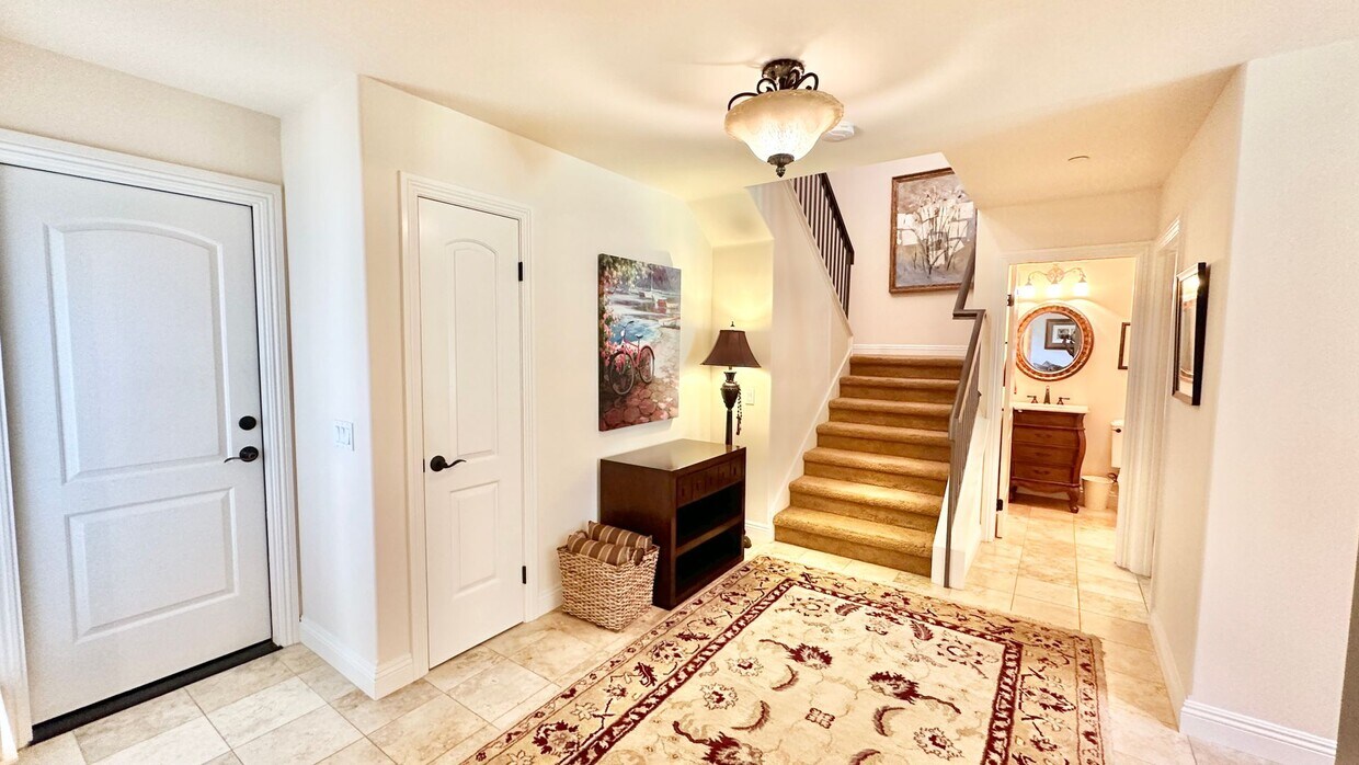 Stunning Fully Furnished, ShorterTerm Con... Apartments in Fallbrook