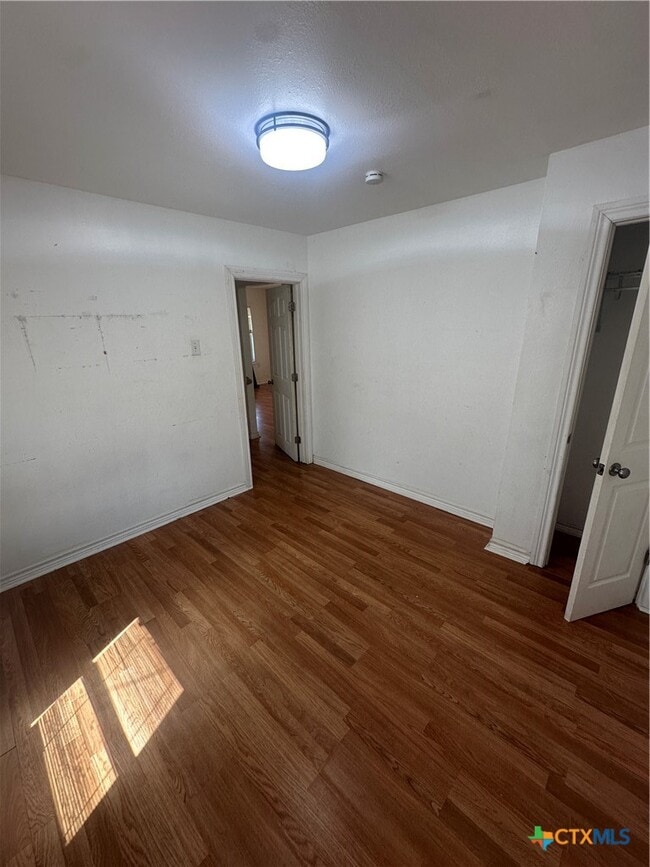 Building Photo - 808 S Cameron St