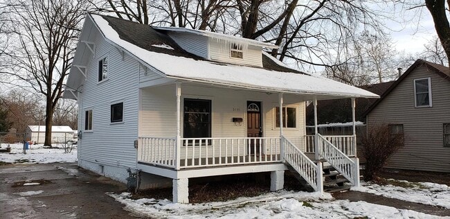 Building Photo - 1415 N 5th St