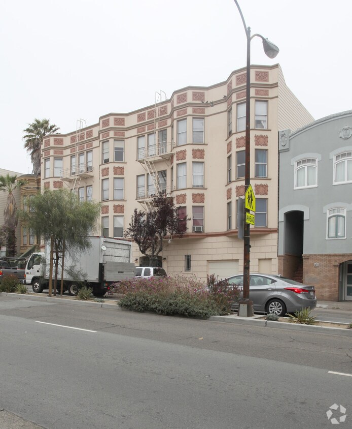 Building Photo - 1170 Guerrero St
