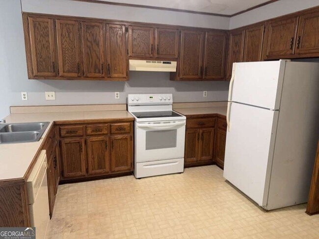 Foto del edificio - 8820 Fayetteville Rd