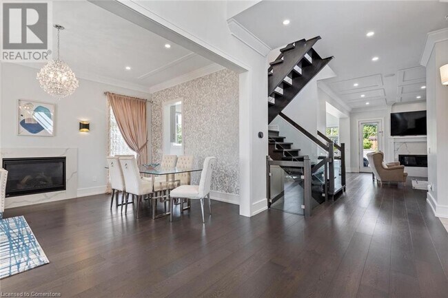 Building Photo - 265 Woodale Ave