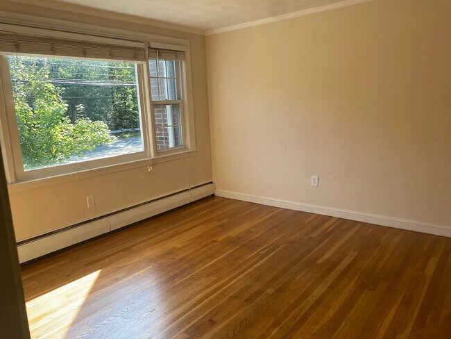 Foto del edificio - 4833 Washington St