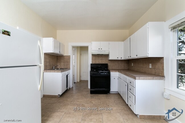 Foto del edificio - 31 S 8th St