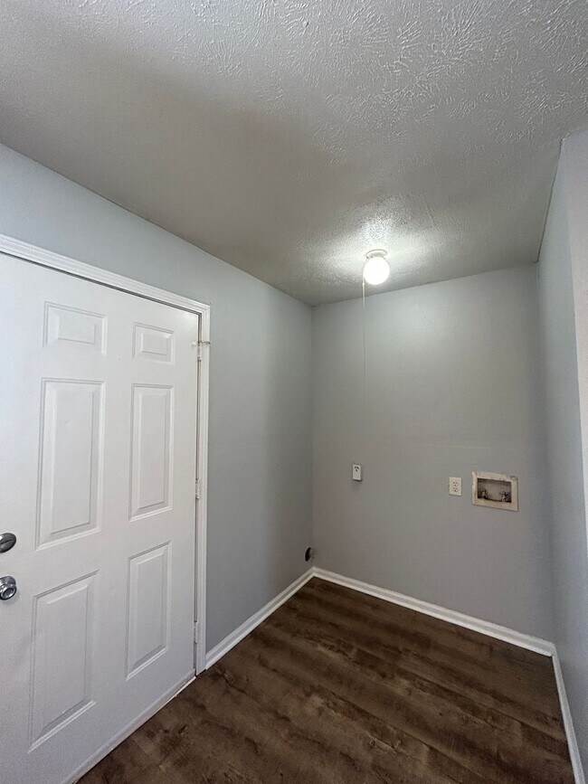 Foto del edificio - 1415-1417 Aster Street
