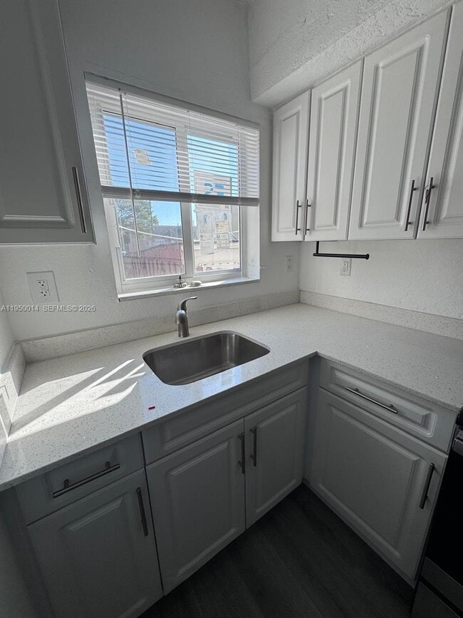 Building Photo - 8463 NW 4th Ct