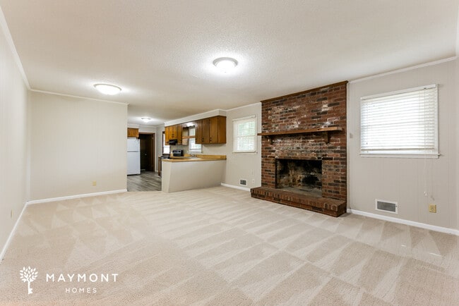 Foto del edificio - 151 Twin Creek Dr