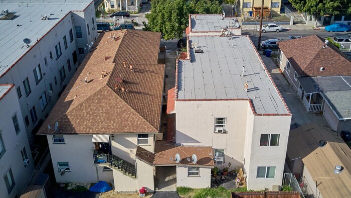 Primary Photo - 1218 S Harvard Blvd