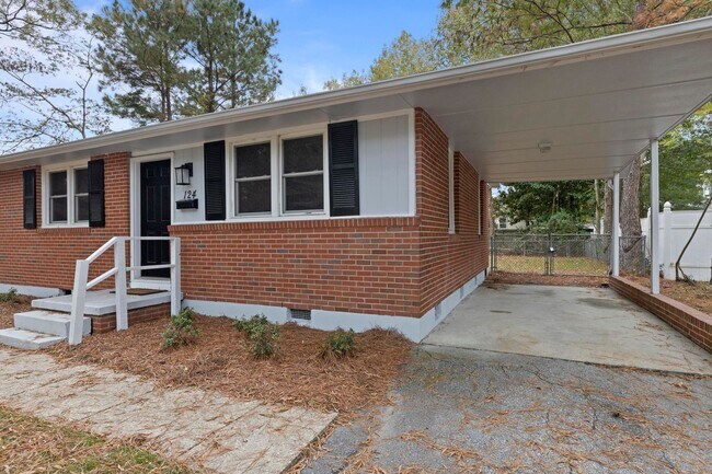 Foto del edificio - House for Rent in Jacksonville!