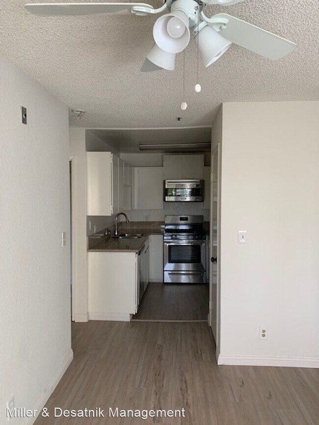 Foto del edificio - 10323 Woodbine St