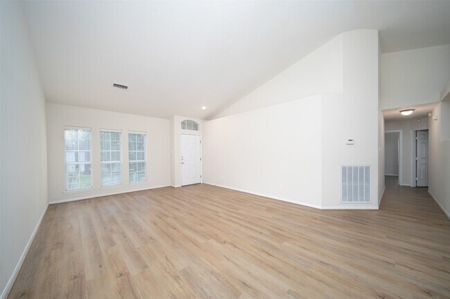 Building Photo - 18 Painted Canyon Pl