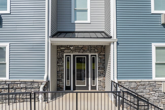 Entrance - Jordan View Parke Apartments